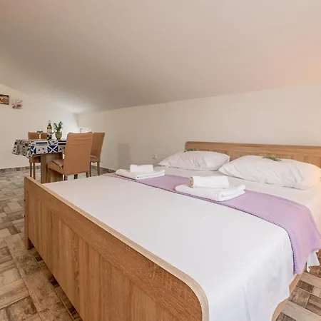 Amazing In With Wifi Apartment *