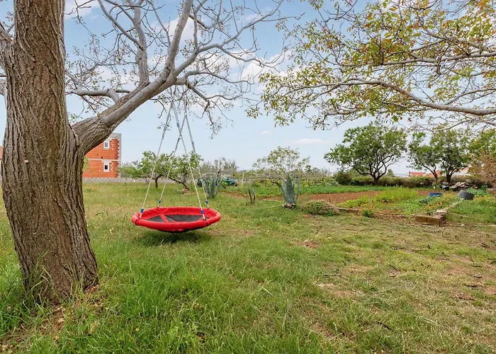 Апартаменты Amazing In With Wifi *